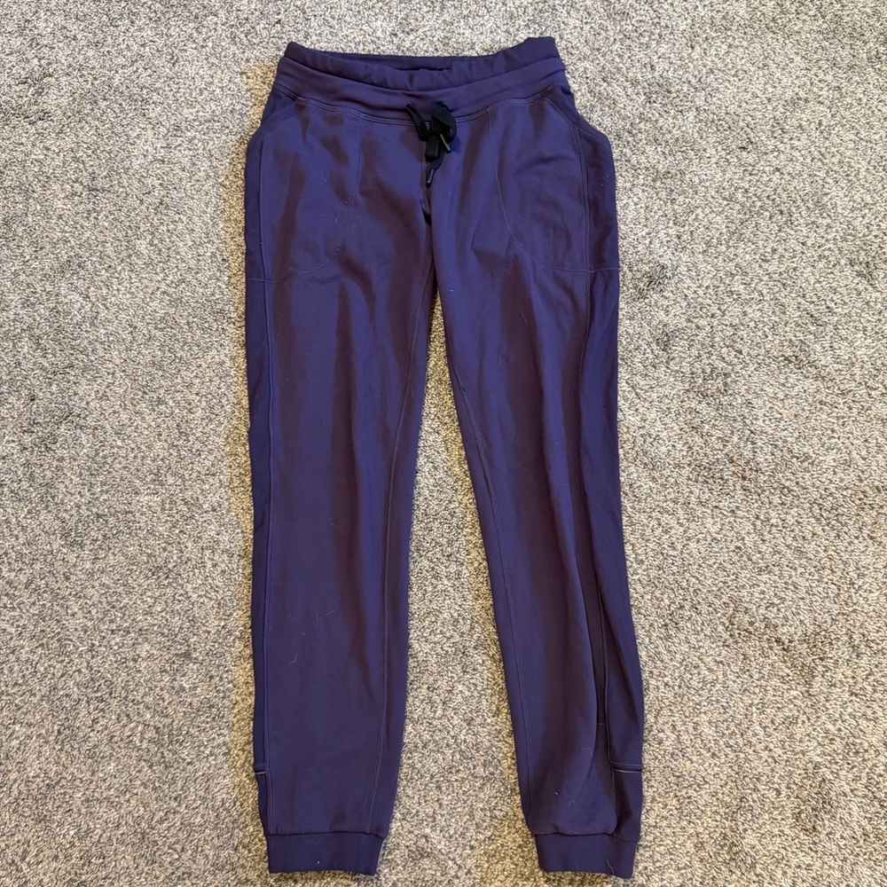 Lululemon Base Runner Pant III in Purple